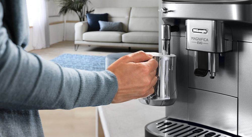 DeLonghi Magnifica Evo ECAM290.31 kofemashinasi