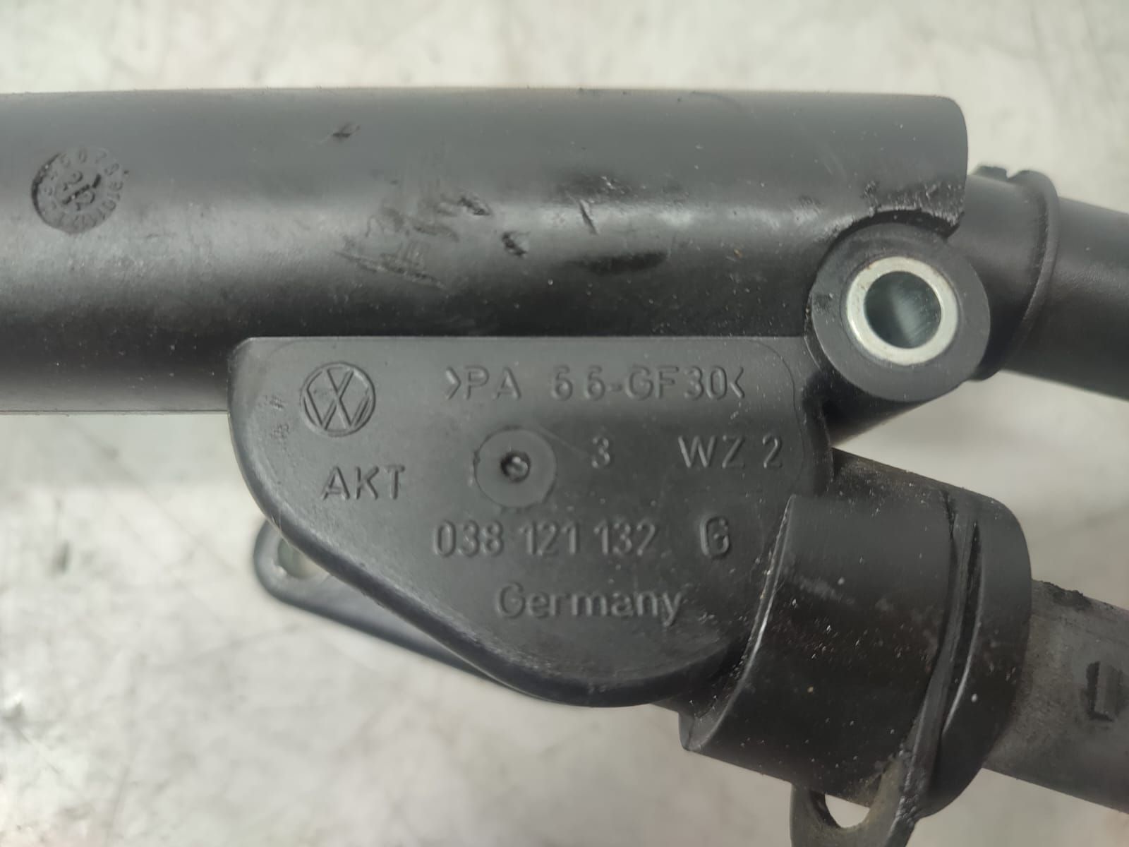 Carcasa termostat 1.9 tdi AXR ATD BEW BKC BXE 038121132g Skoda Octavi