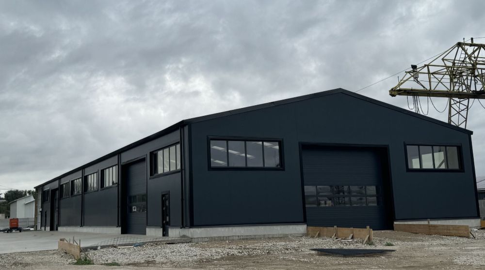 Vand hale si structuri metalice