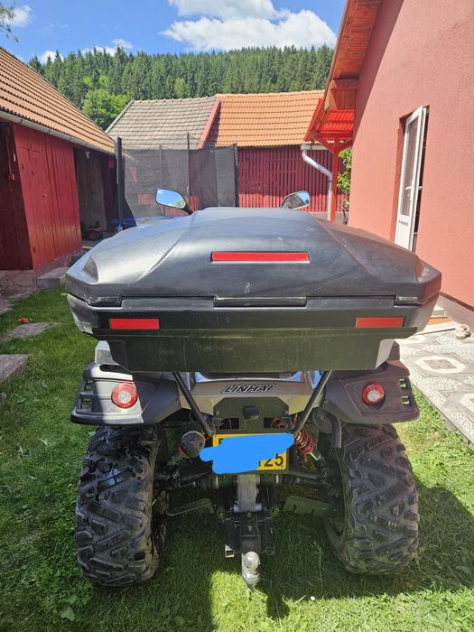 Vând Lada ATV cu spatar !