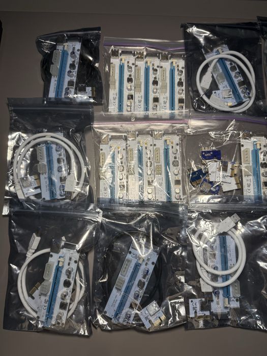 Pachet 16 x PCI E Riser x16 mining 008S & 009C