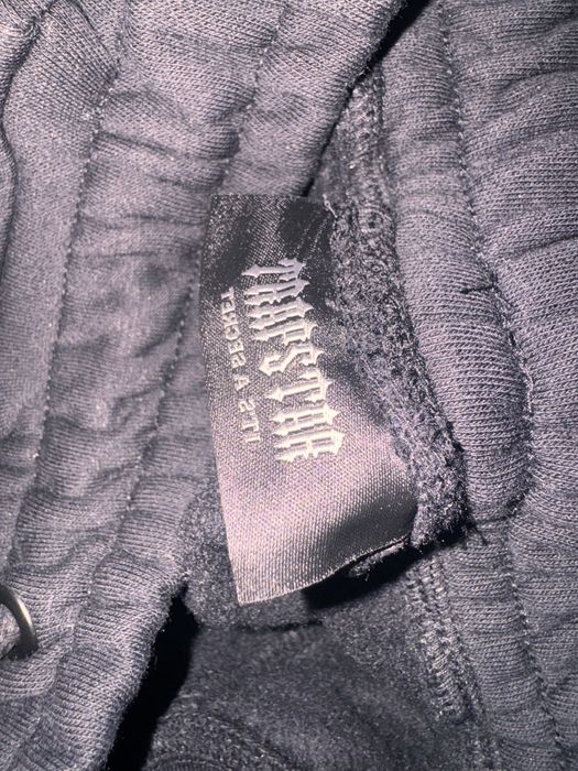 Trapstar анцунг, чисто нов