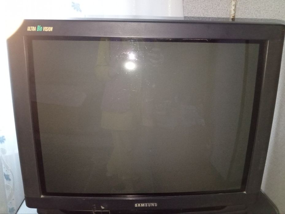 Телевизор сотилади