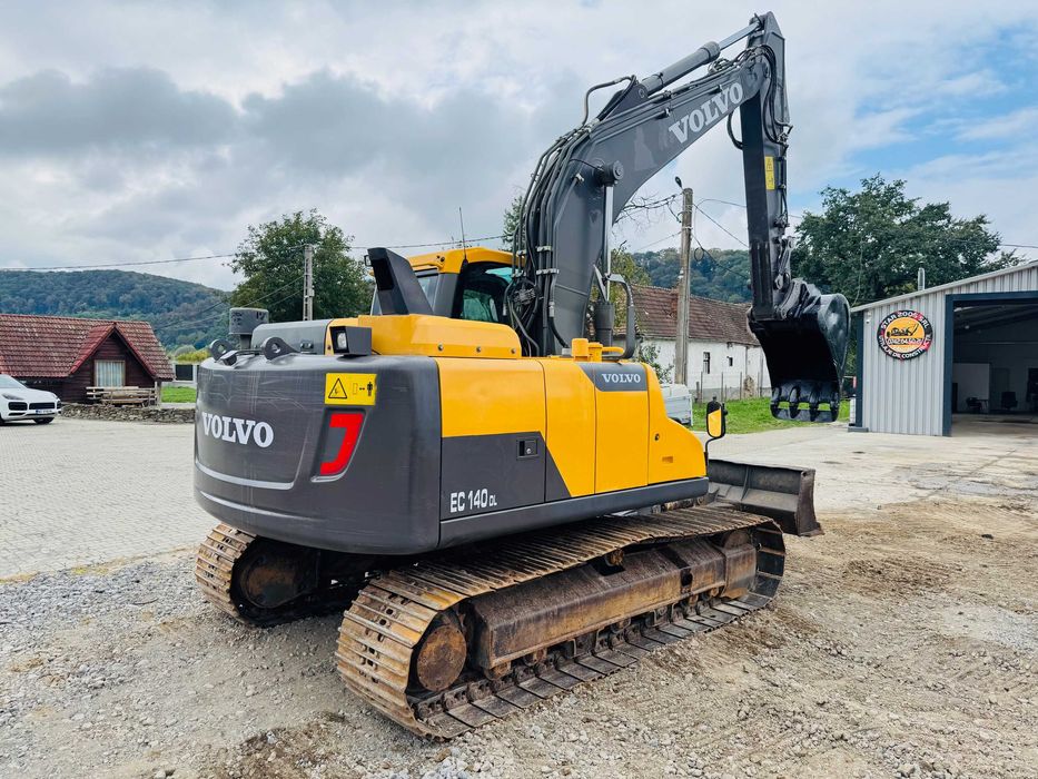Excavator pe senile cu lama Volvo EC 140 DL, an 2012, 15 tone, TOP !