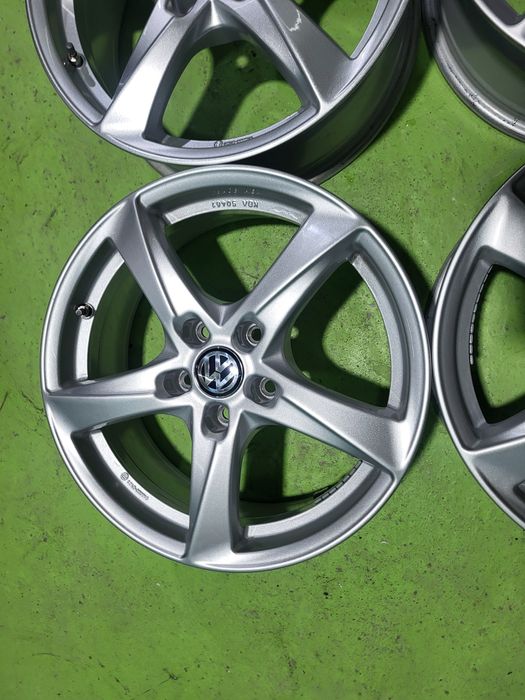 17 5x112 Vw Passat Touran Caddy Golf Skoda Audi