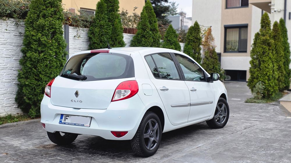Renault Clio III Facelift (2010)- 108.000 KM