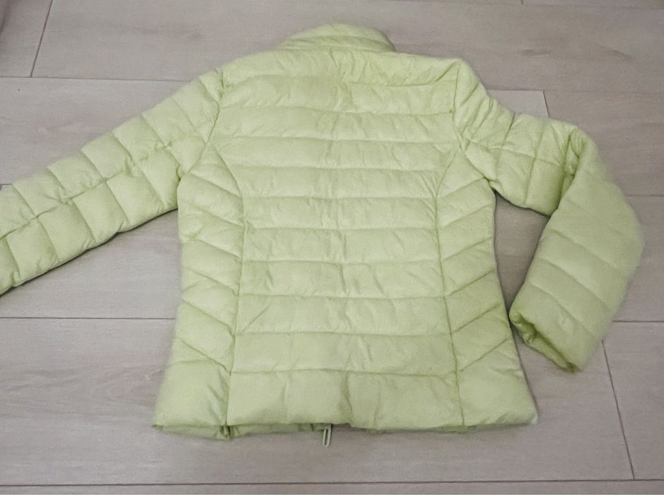 Geaca dama Marimea S Noua cu eticheta