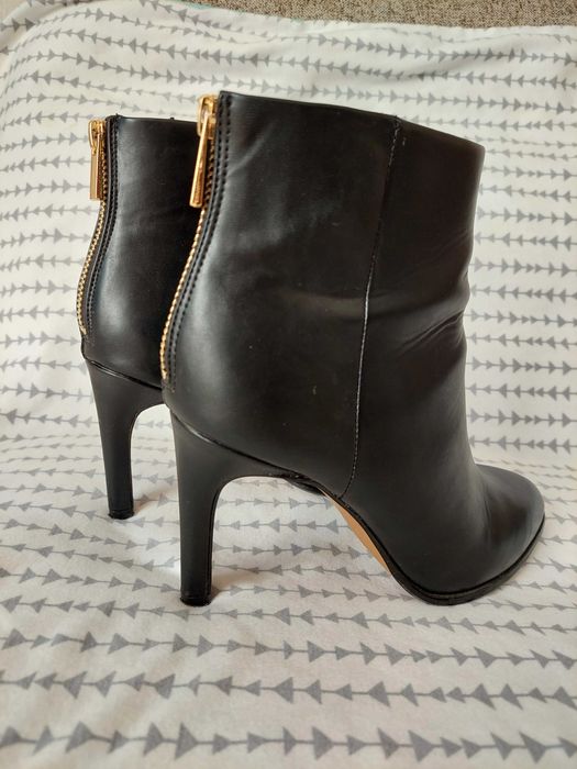 Botine H&M marimea 37 cu toc, ghete iarna primavara