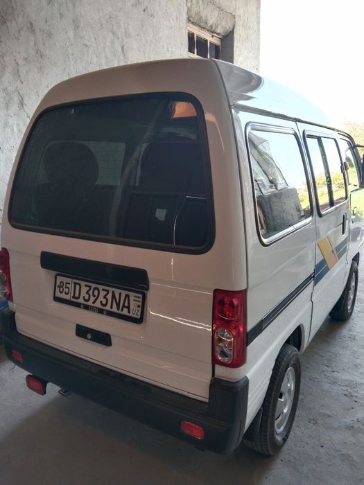 Damas yangi 2025-yil may oyining oxirida olingan yap yangi