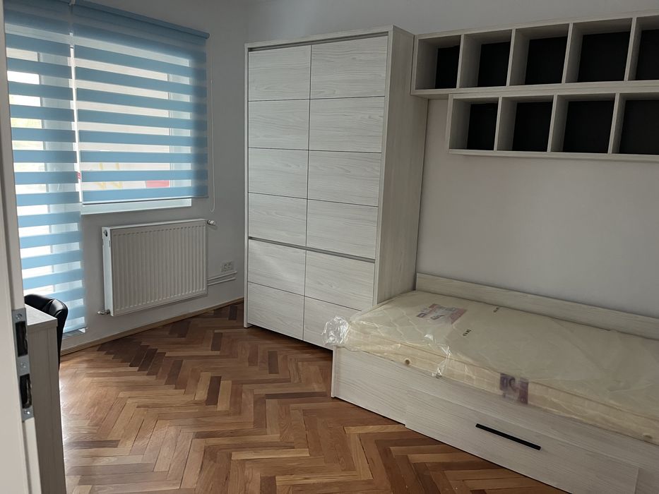 Apartament 3 camere Micalaca, zona 300