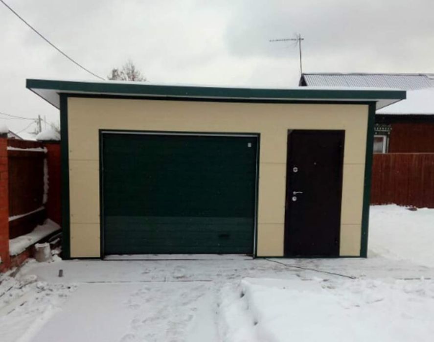 vand garaje auto din panouri sandwich