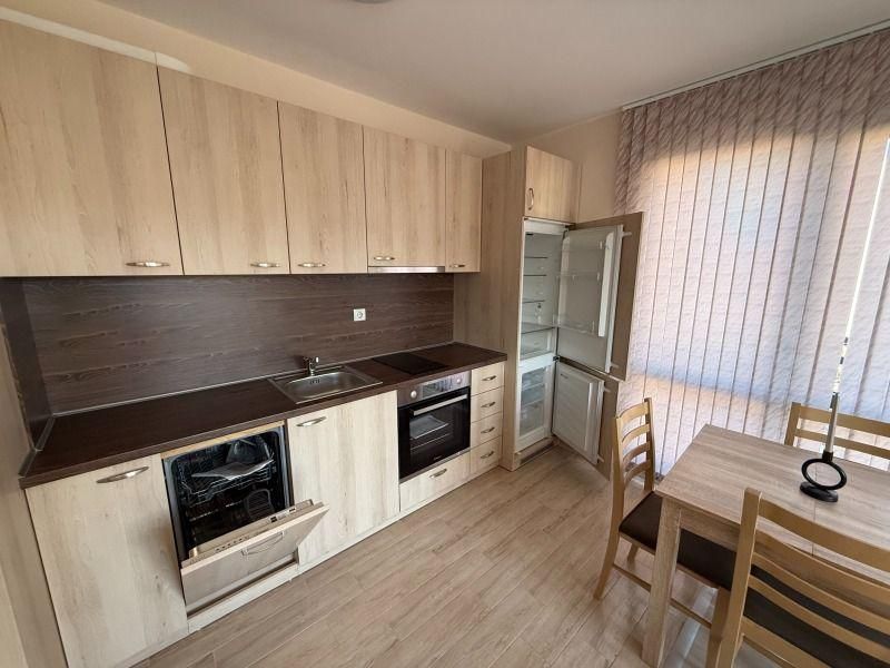 Тристаен апартамент под наем в кв. Каменица 1