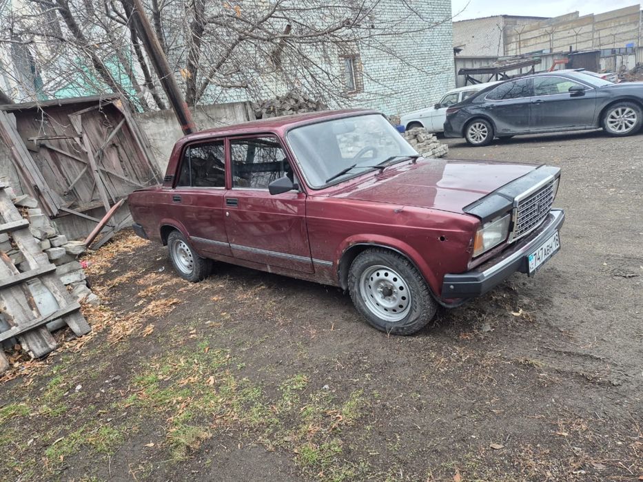 Продам жигули г.семей район радуга