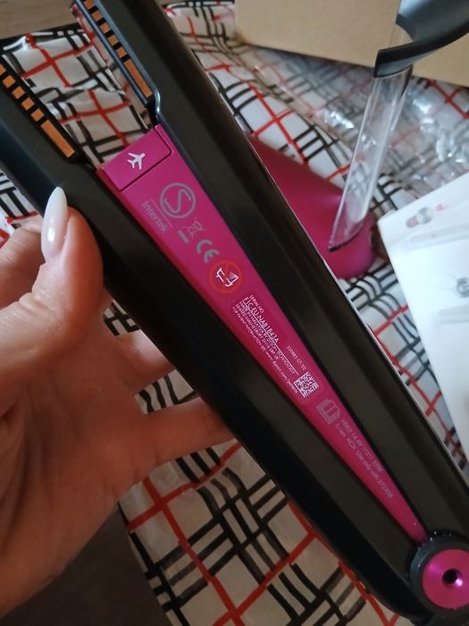 Преса Dyson Corrale