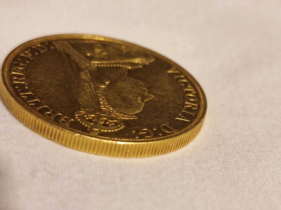 Златна Монета Петорен Британски Суверен 1887-39.94 гр.