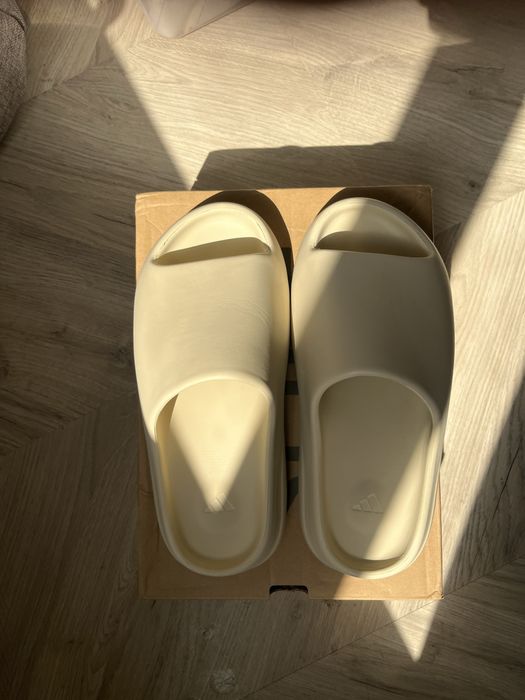 Yeezy Slides Adidas bone(2022)