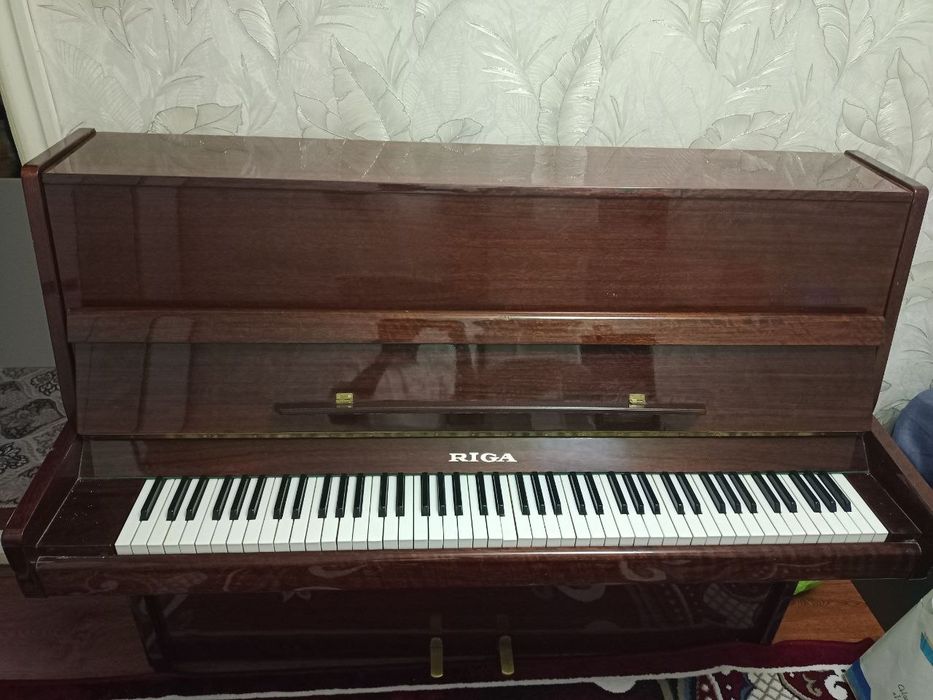 Fortepiano sotiladi, holati yaxshi, o‘zimiz foydalanganmiz, narxi 3.50