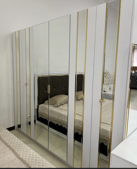 Продается спальный гарнитур б/у