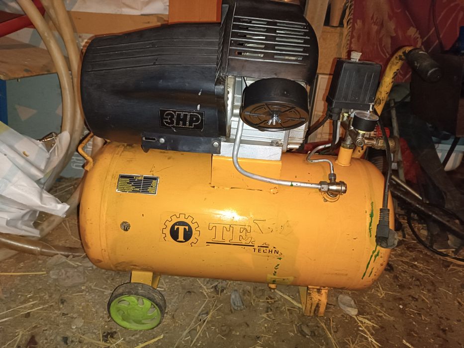 Продам воздушный компрессор