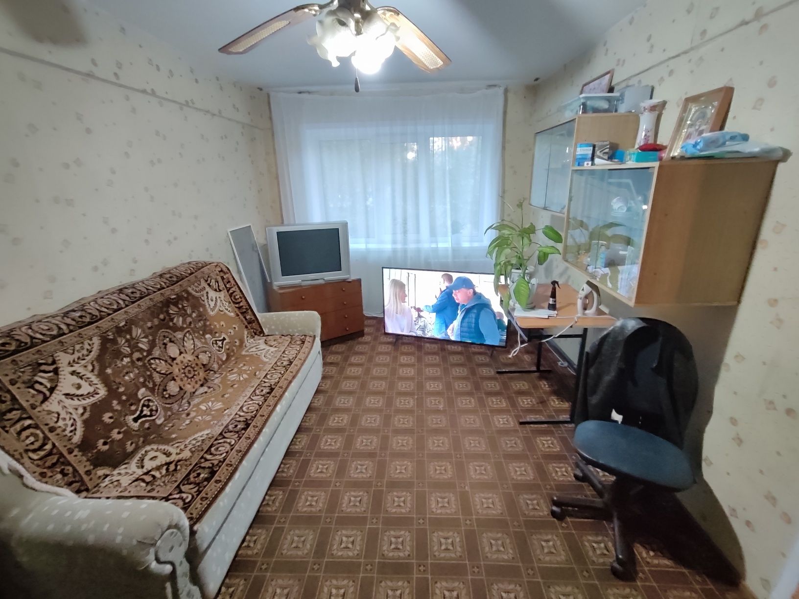 Продается 3-комн (2-48, 1 эт)