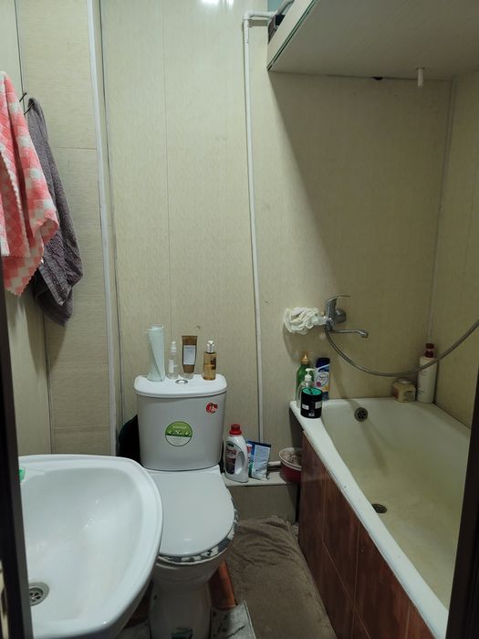 Срочно уй сотилади