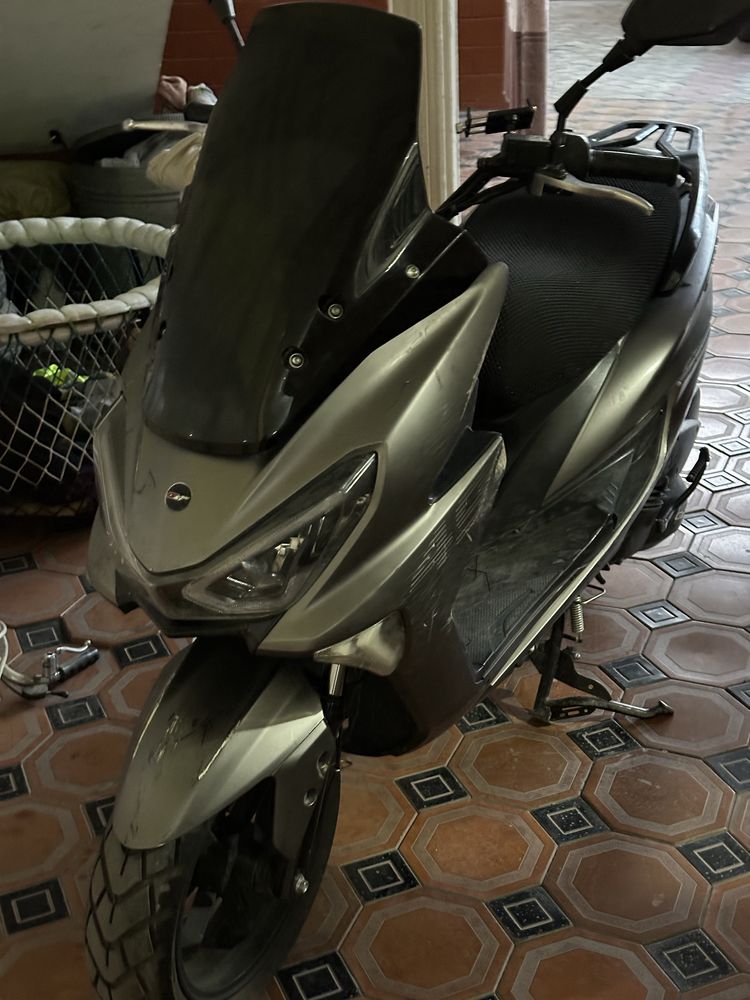 Skuter 150 kub sotiladi