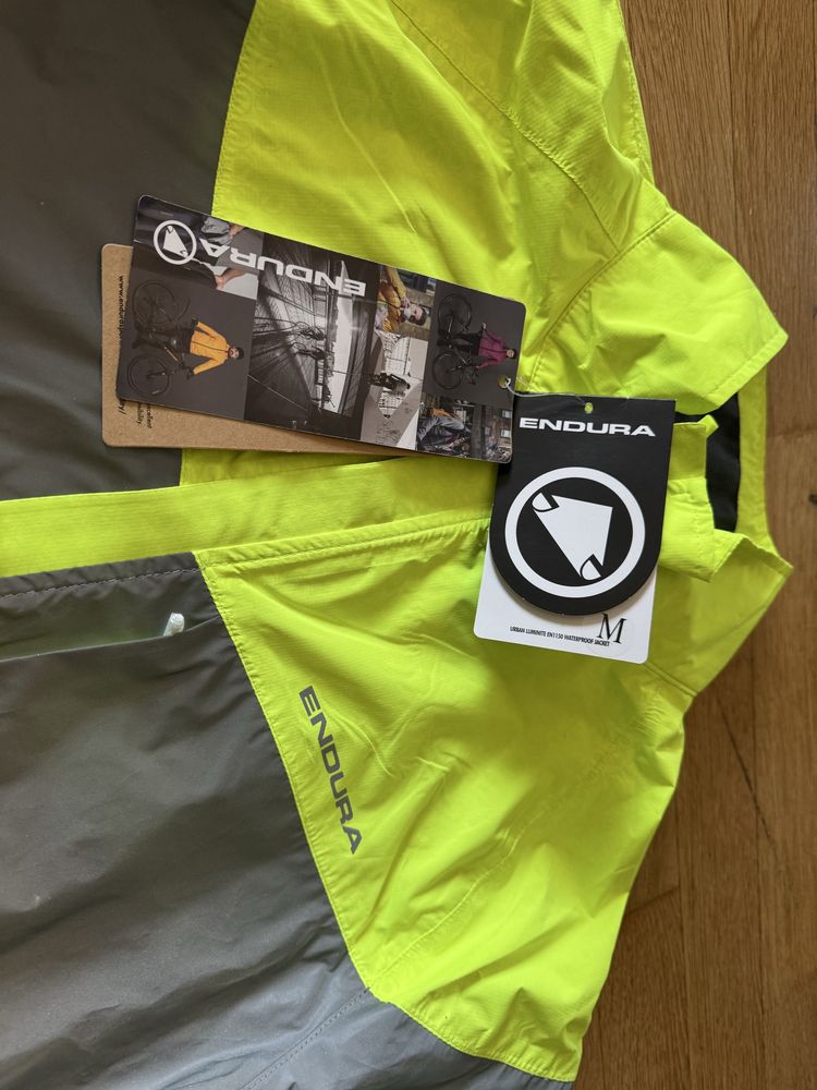 Яке за колоездене ENDURA Urban Luminite