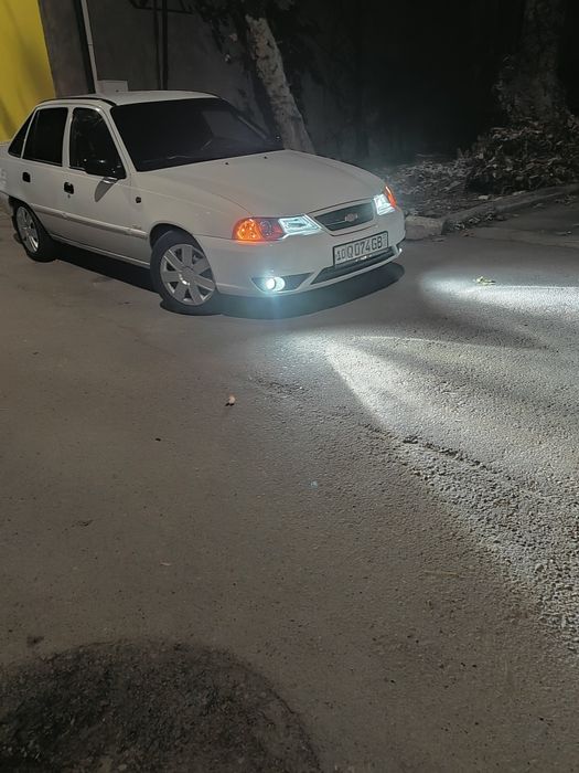 Nexia 2 1.6 dons KRASKA 2 ta kiriloda bor kapot petno 4ta diska balon