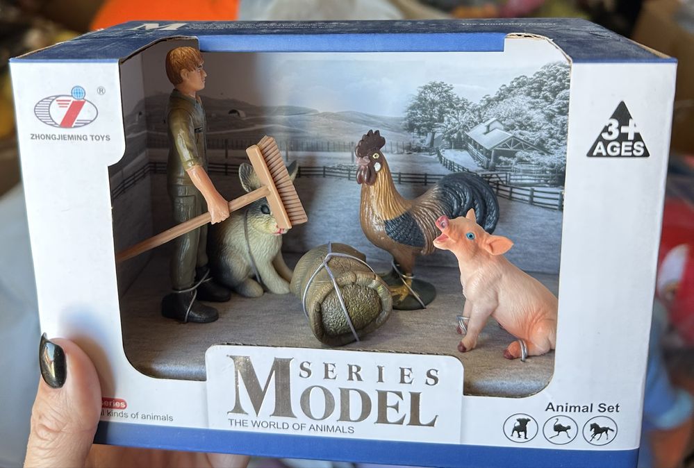 Set cu fermier si animale la cutie, scena de la ferma, model 8, NOU