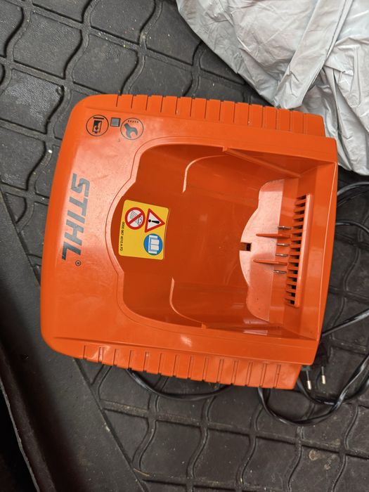 Incarcator Stihl AL 100
