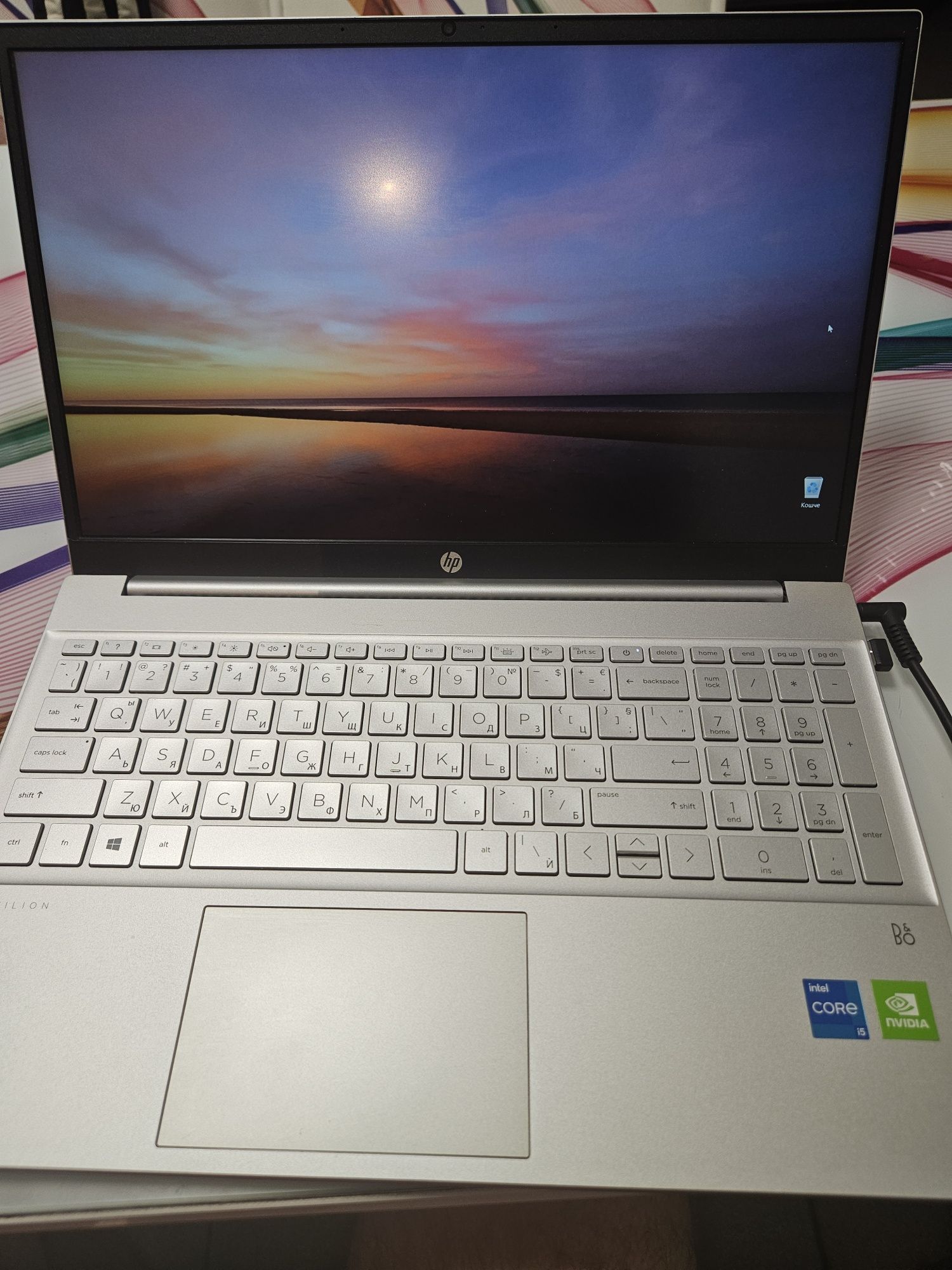Hp pavilion 15 Като нов!!!