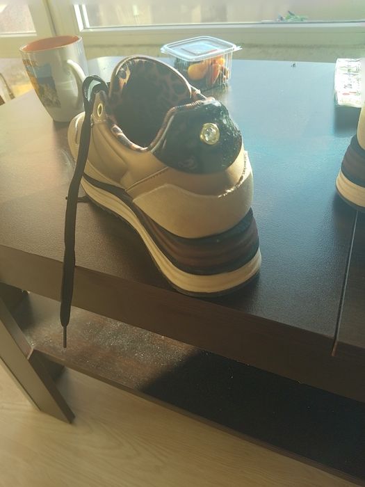 Дамски маратонки