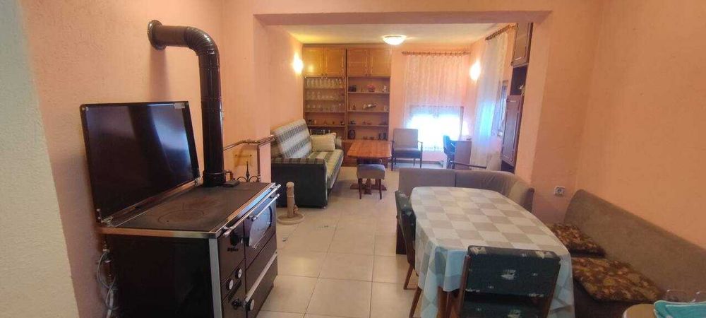 Къща в град Перущица