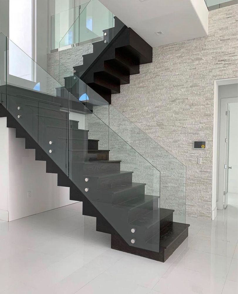Balustrada din sticla