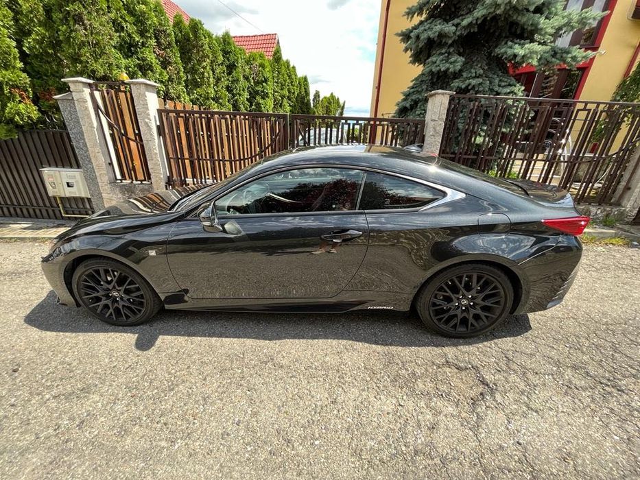Lexus rc 300h f-sport