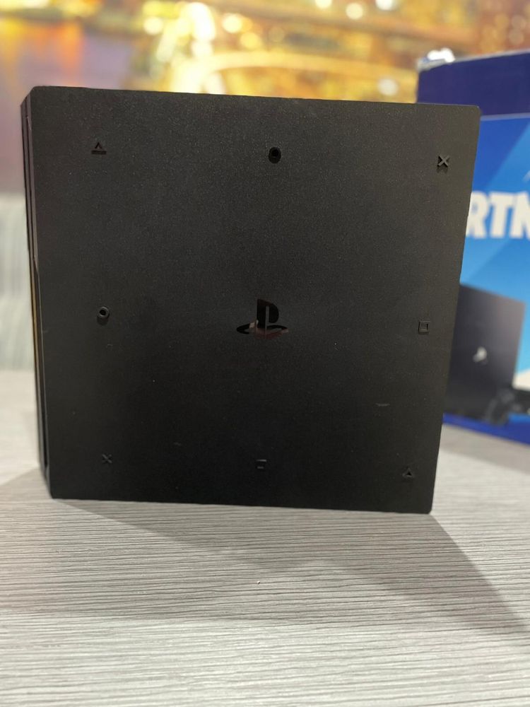 Playstation 4 Pro 1TB