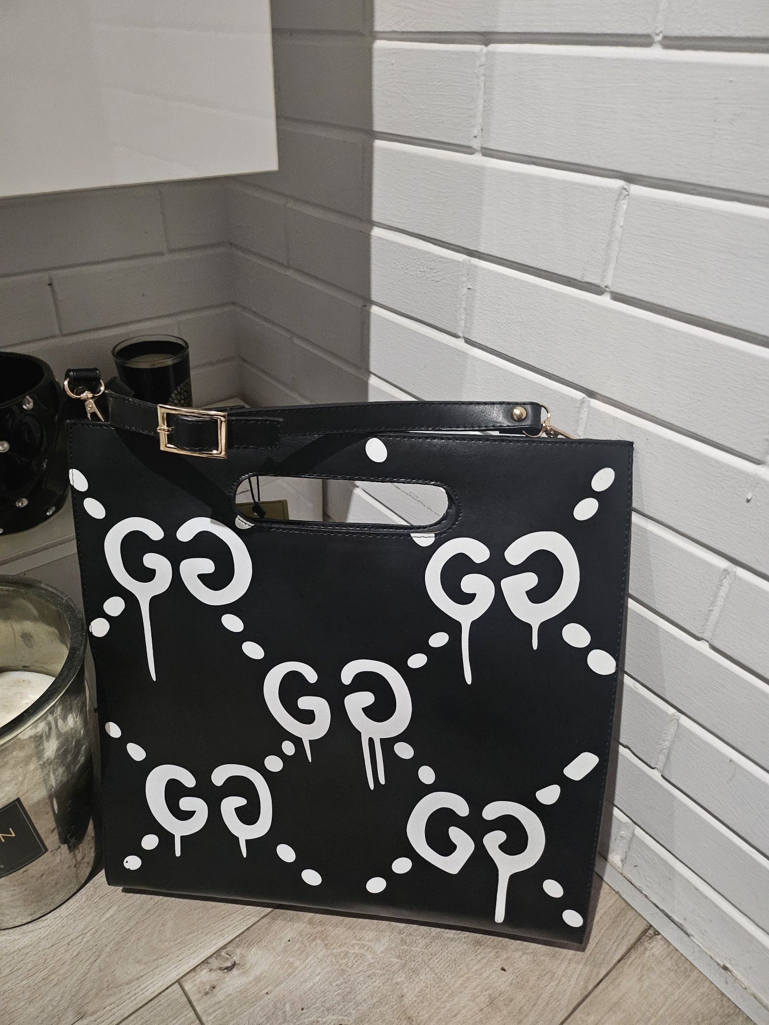 Чанта Gucci НОВА!