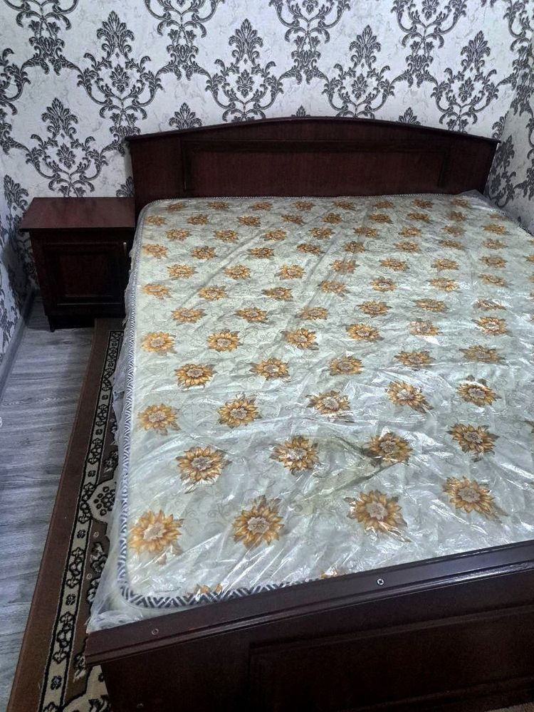 Здаётся двух комнатная квартира в мархабо