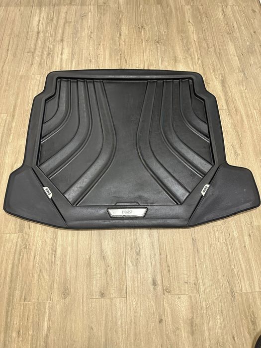 Tavita portbagaj Originala BMW F15