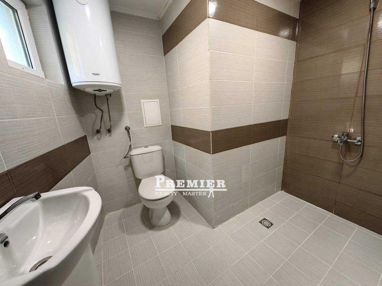 Продава се Едностаен апартамент в Свети Влас - 42 кв.м за 1012 €/кв.м - Снимка #2