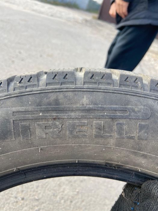 Продам автомобильные шины Pirelli! Торг уместен