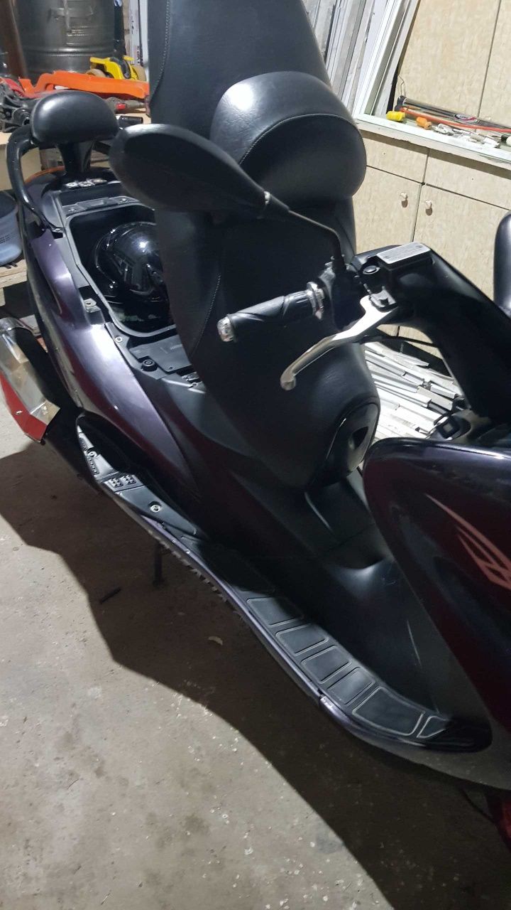 Скутер оригинал Yamaha magesty