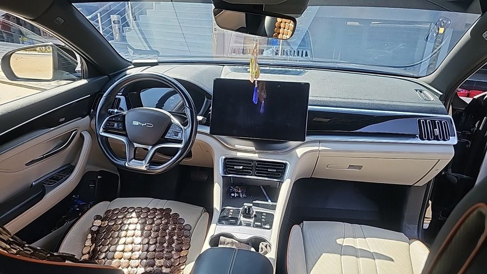 BYD champion 605