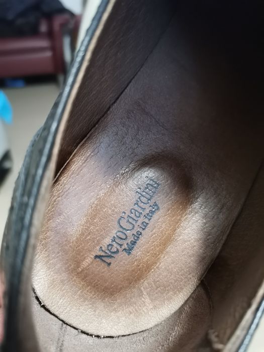 Vand pantofi NERO GIARDINI marimea 41