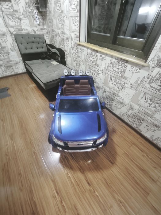 Электромобиль детский