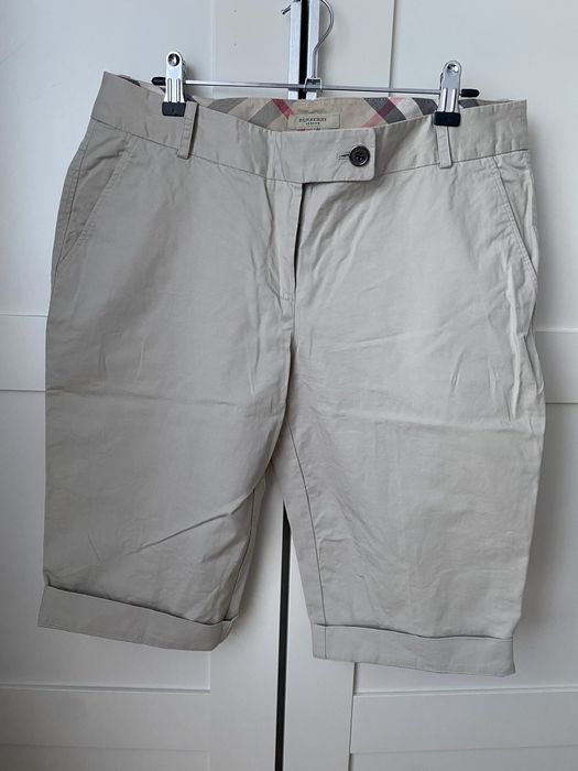 Burberry- Pantaloni scurti eleganti