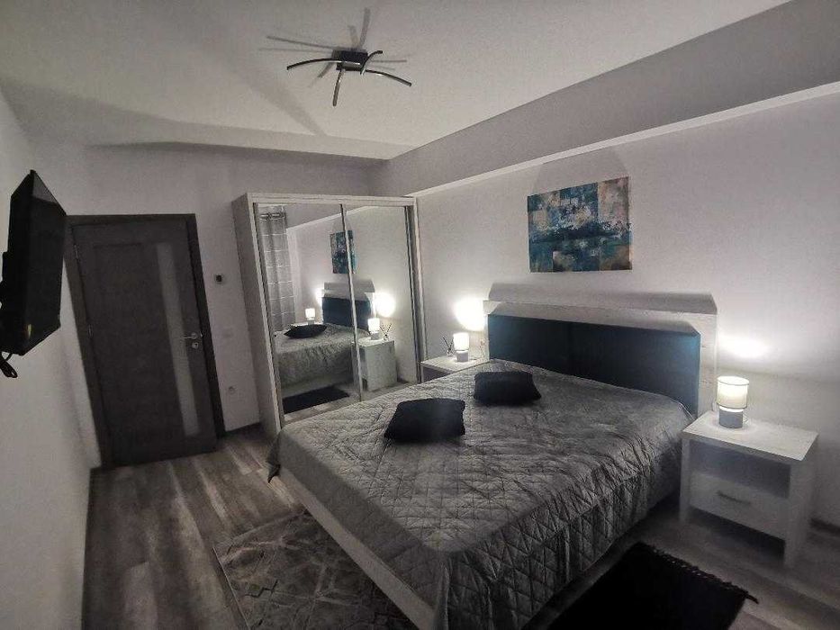 Apartament 2 cam, Fiald, etaj 3/8, lift, loc parcare privat exterior