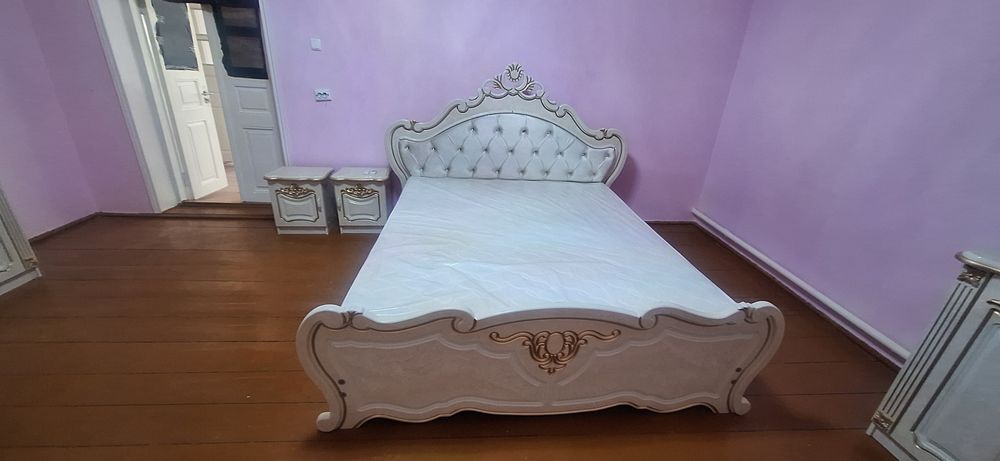 Mexmonxona va spalniy mebellari