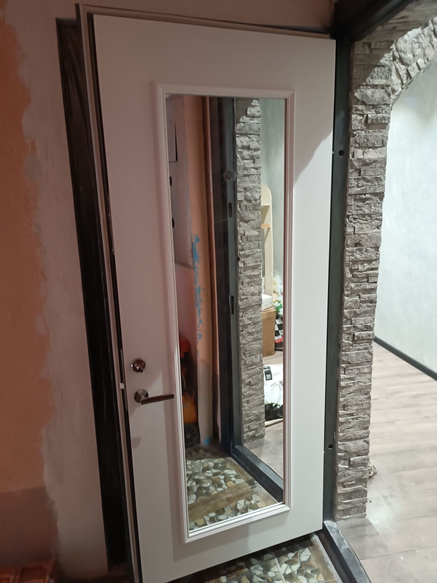 Обшивка железных дверей MDF панелями на заказ
