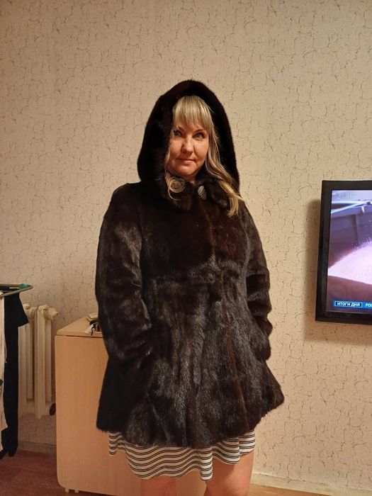 Шуба норковая с капюшоном